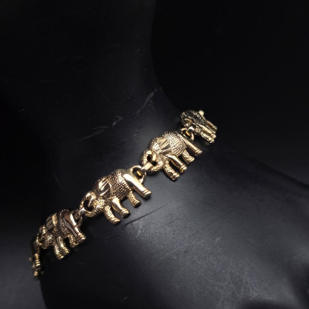 Gold Tone Elephant Link Bracelet Fold Clasp Vintage Costume Jewelry
